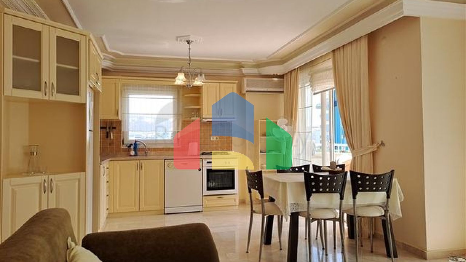 Квартира 2+1 в знаменитом районе Махмутлар