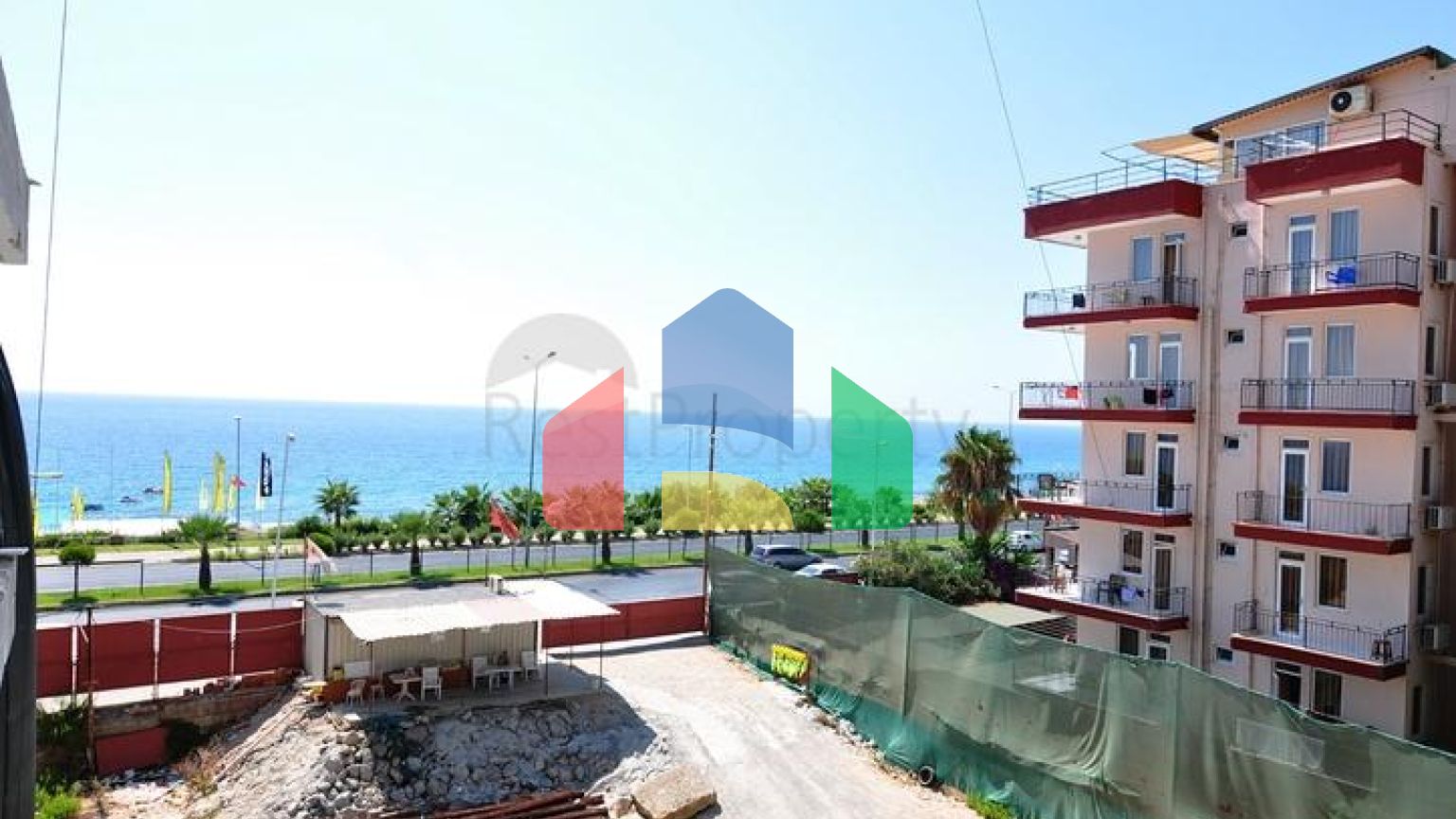 Новый комплекс на первой линии