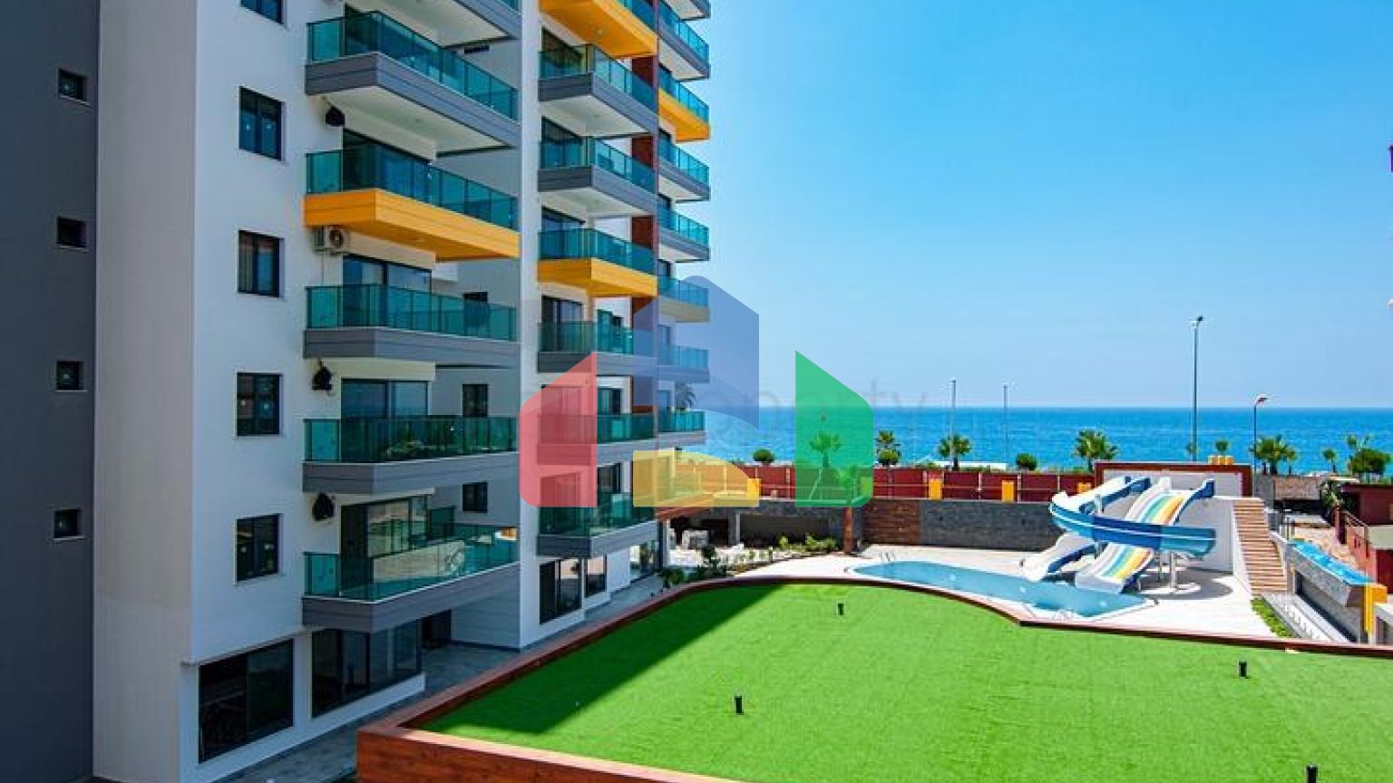 Новый комплекс на первой линии