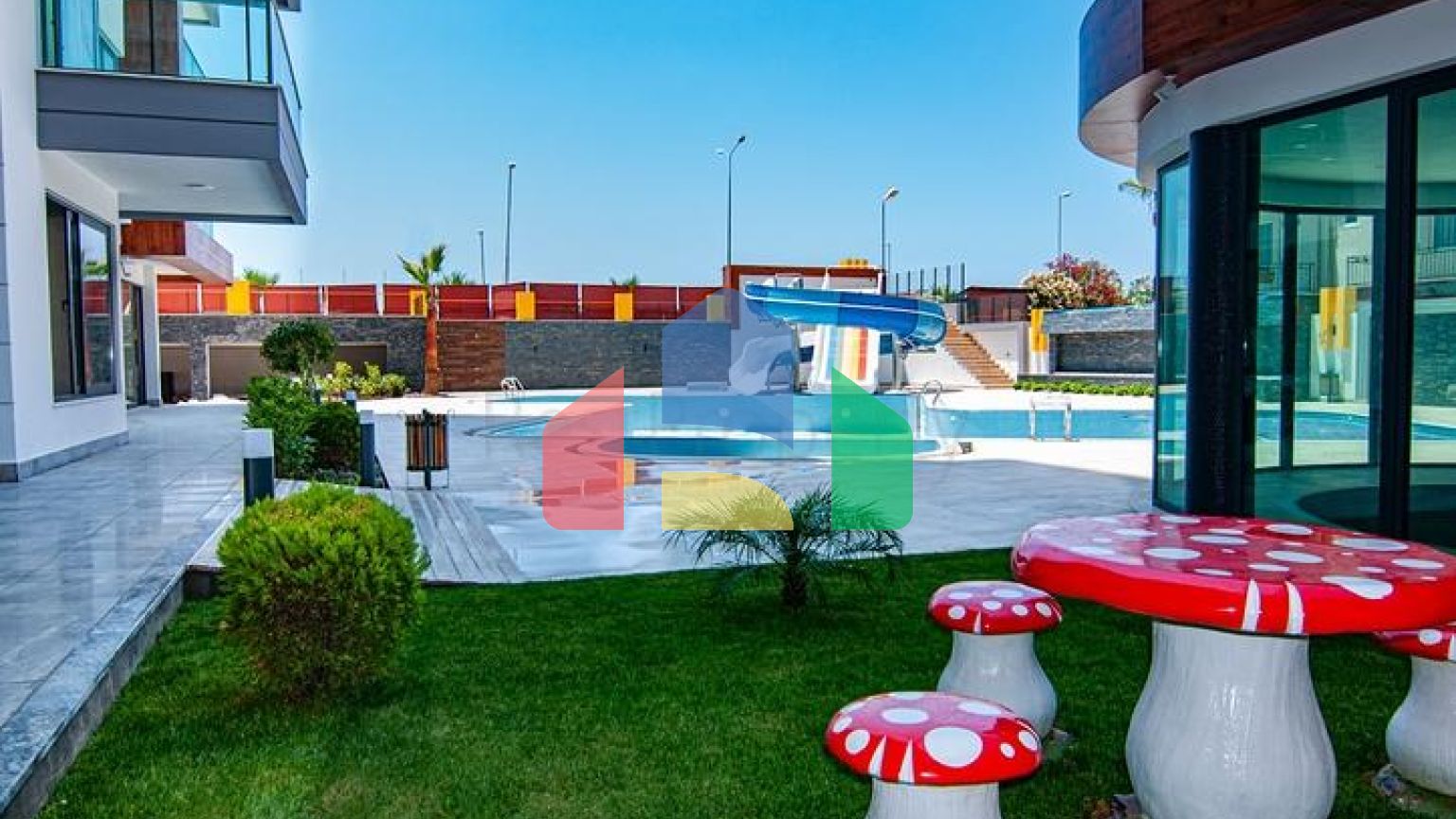 Новый комплекс на первой линии