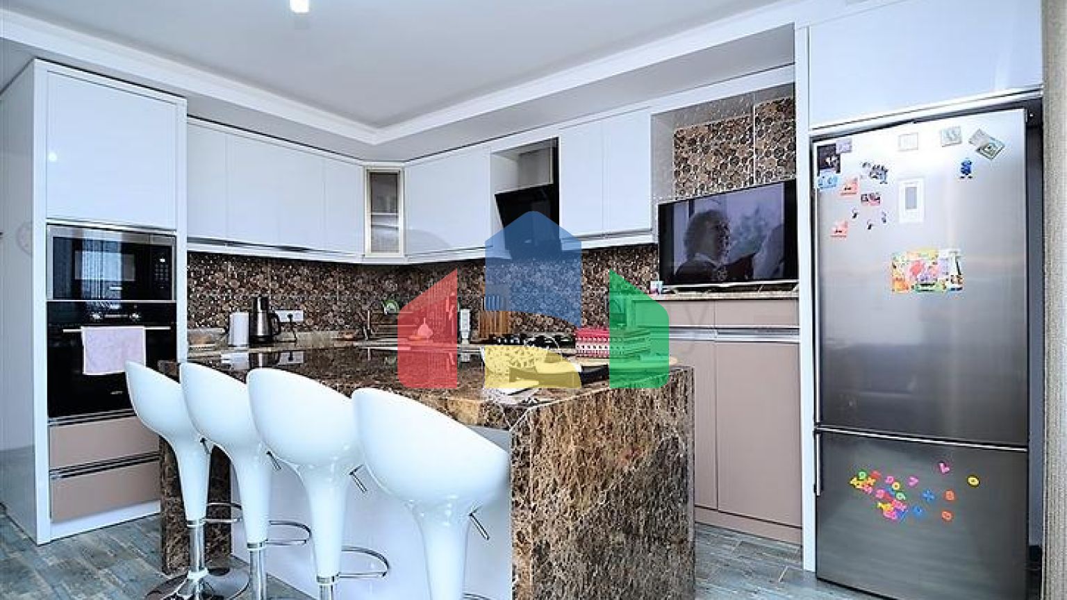 Просторі апартаменти в Махмутларі