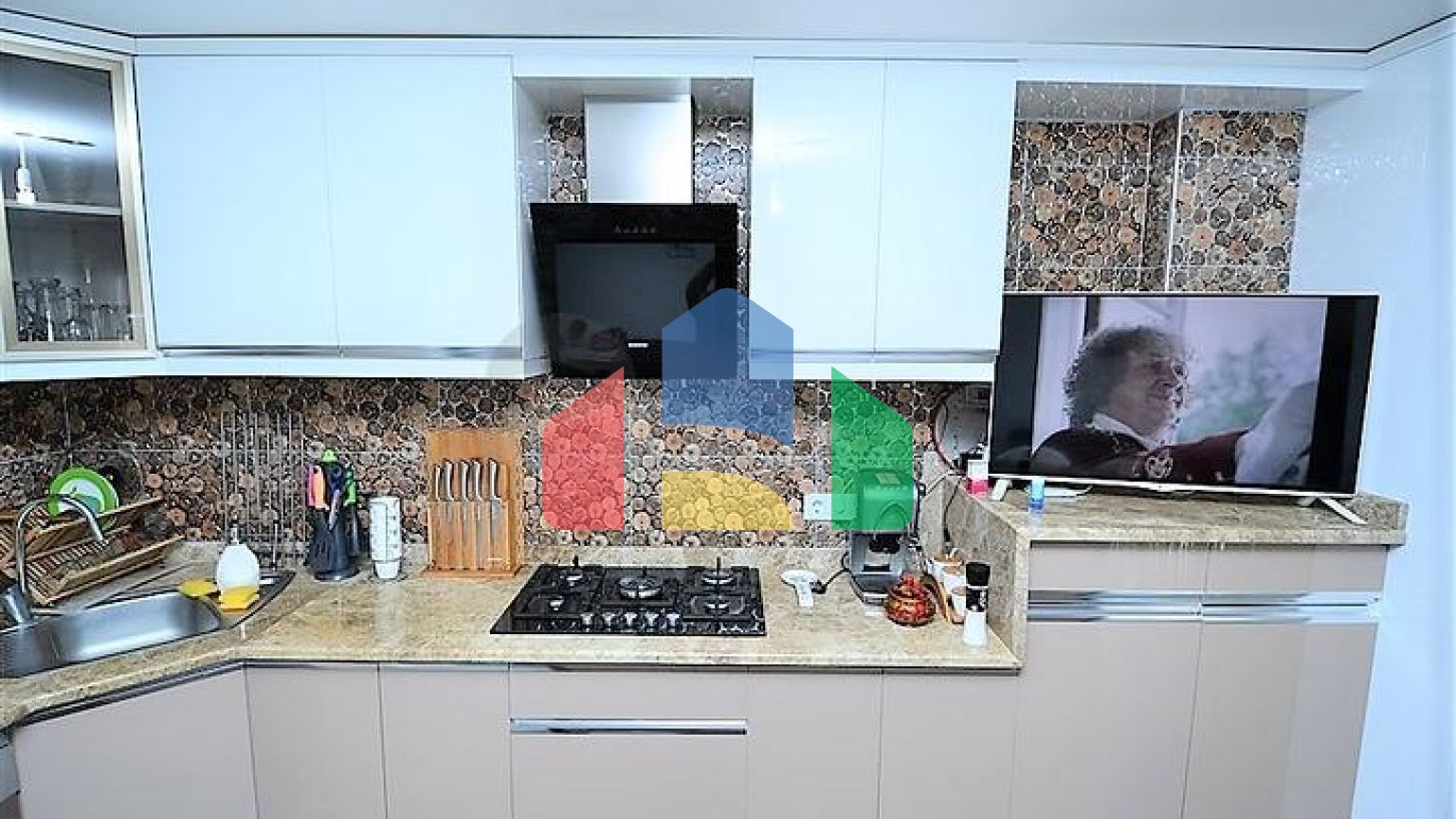 Просторі апартаменти в Махмутларі