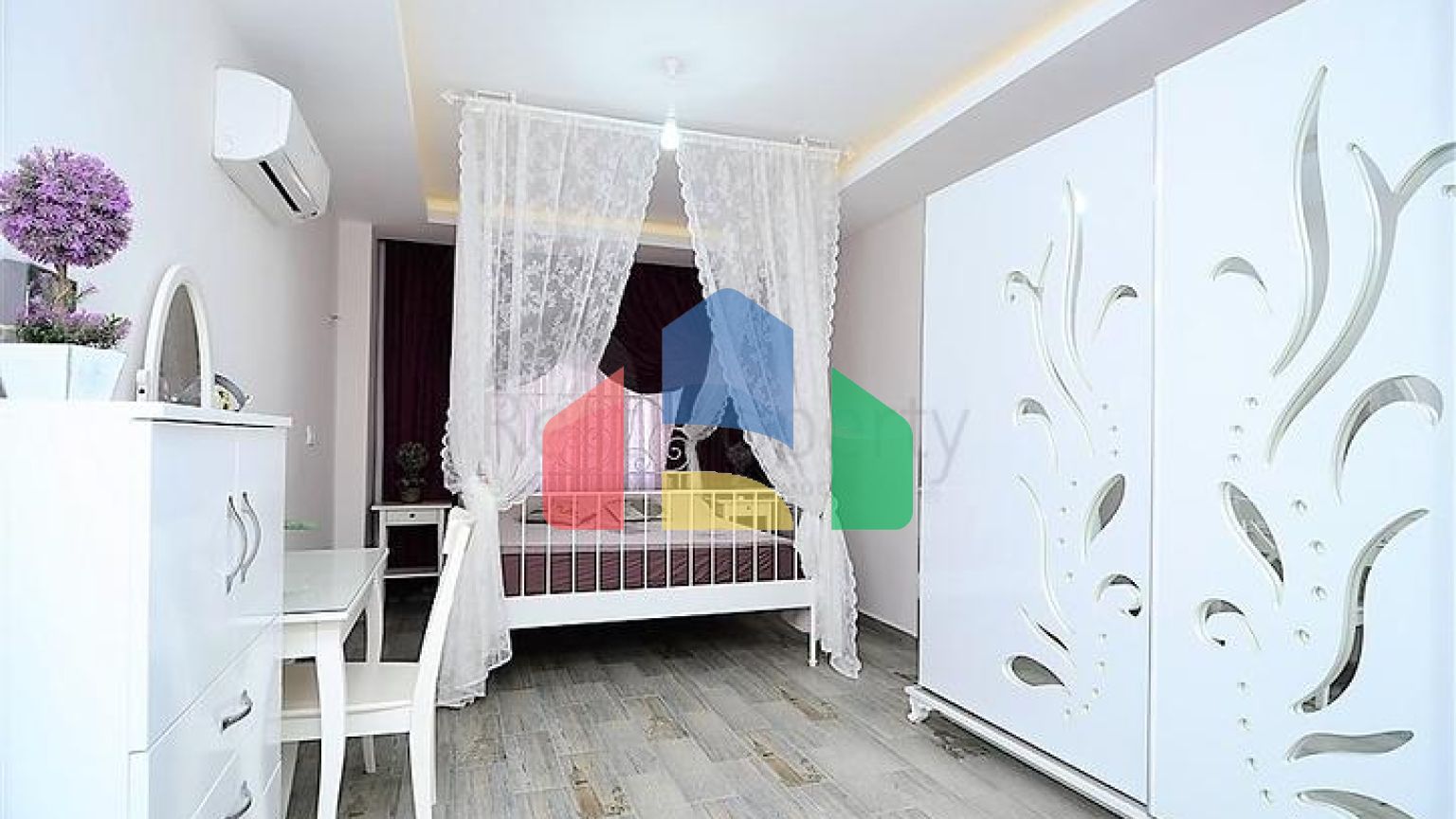 Просторі апартаменти в Махмутларі