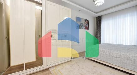 Мебльована трикімнатна квартира в центрі Махмутлара