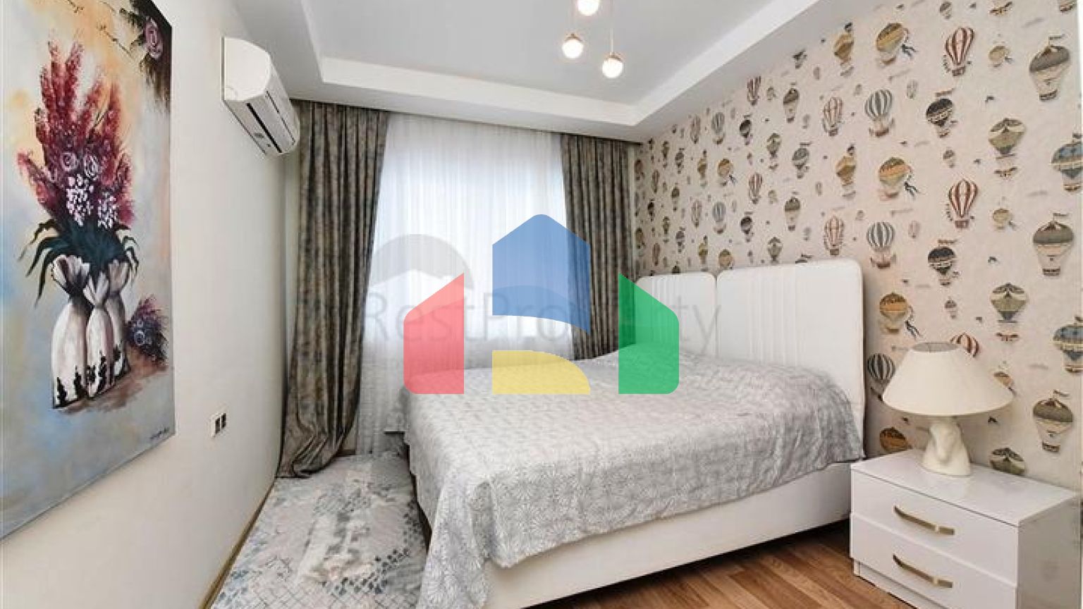 Меблированная трехкомнатная квартира в центре Махмутлара