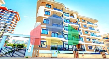 Світла квартира 2+1 в сучасному житловому будинку в районі Махмутлар