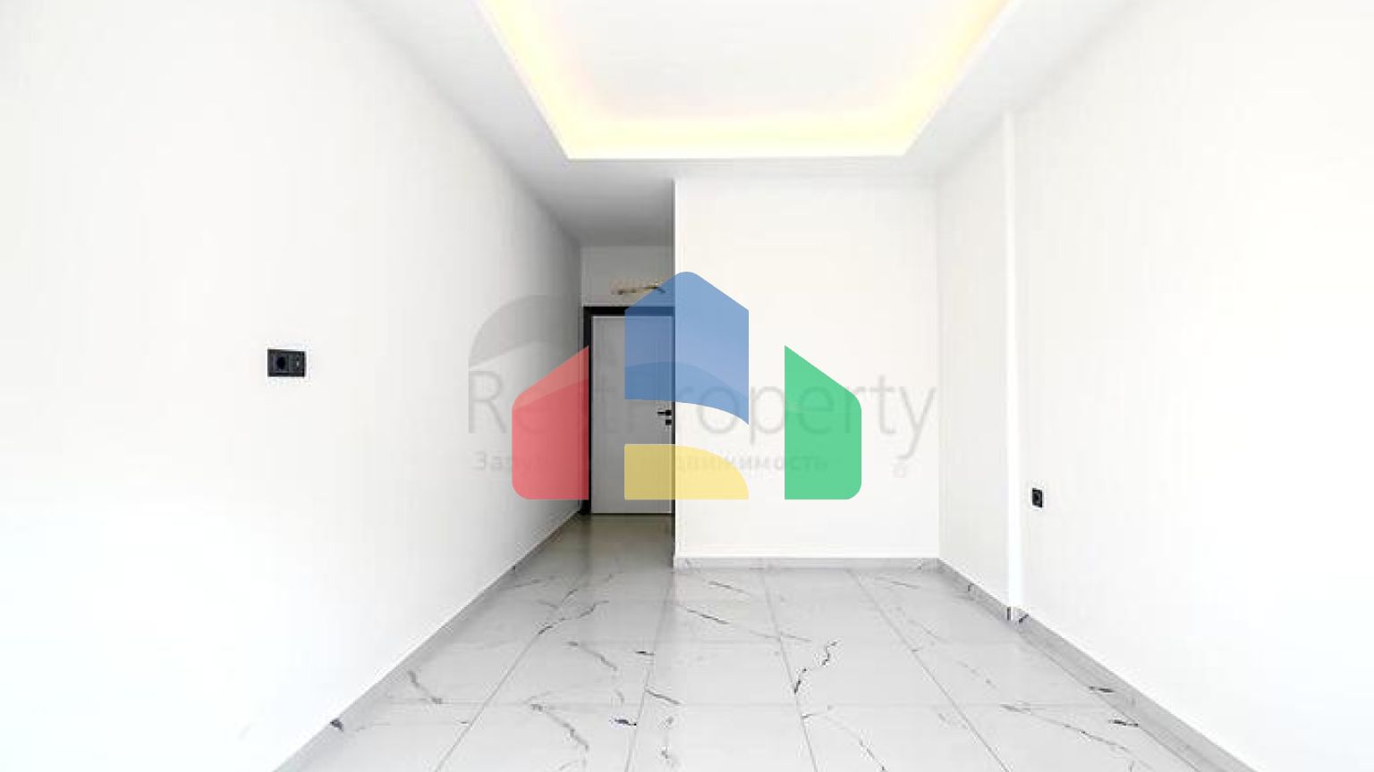 Світла квартира 2+1 в сучасному житловому будинку в районі Махмутлар