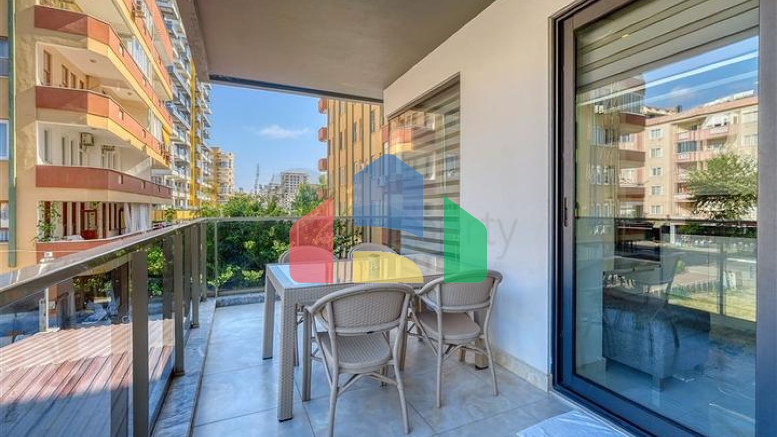 Двокімнатна квартира 2 + 1 в районі Махмутлар