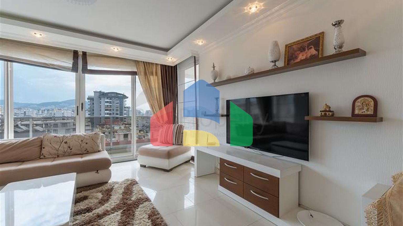 Сучасна квартира 2 + 1 з розвиненою інфраструктурою в Махмутларі