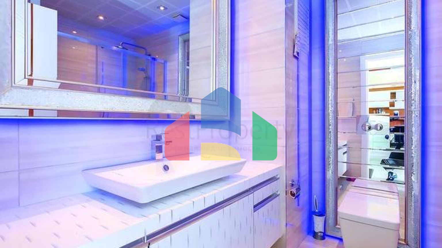 Затишна мебльована квартира 1 + 1 в розвиненому житловому комплексі