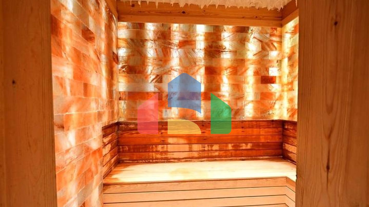 Затишна мебльована квартира в сучасному житловому комплексі біля узбережжя