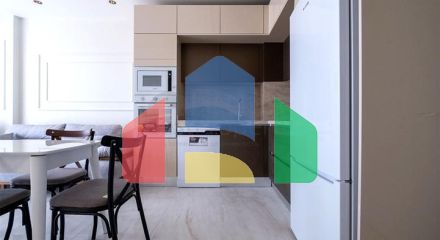 Затишна мебльована квартира в сучасному житловому комплексі біля узбережжя