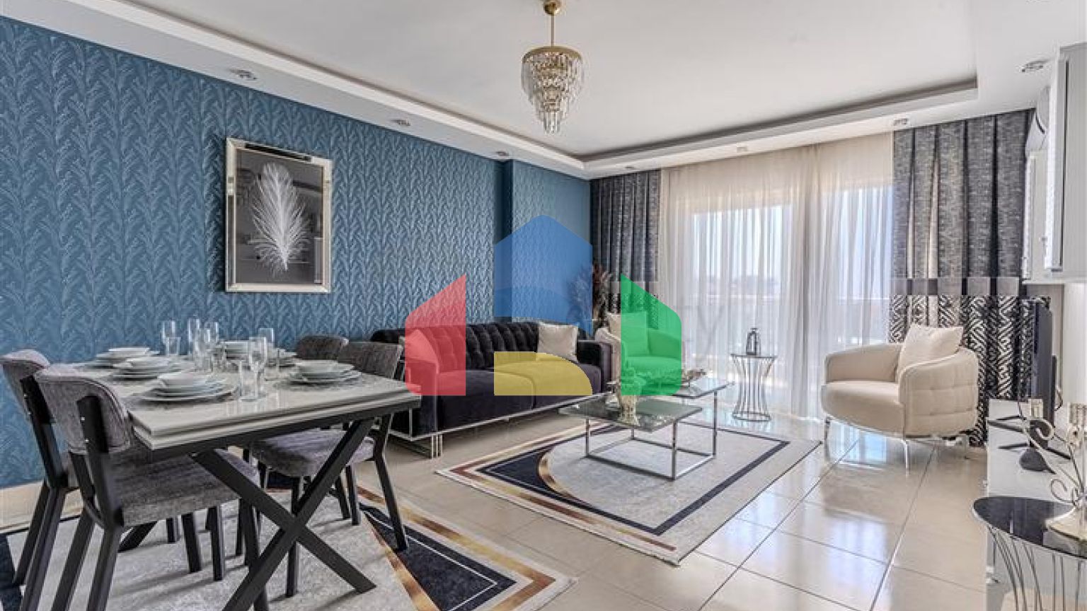 Трикімнатна квартира 2 + 1 з меблями і розвиненою інфраструктурою в районі Махмутлар