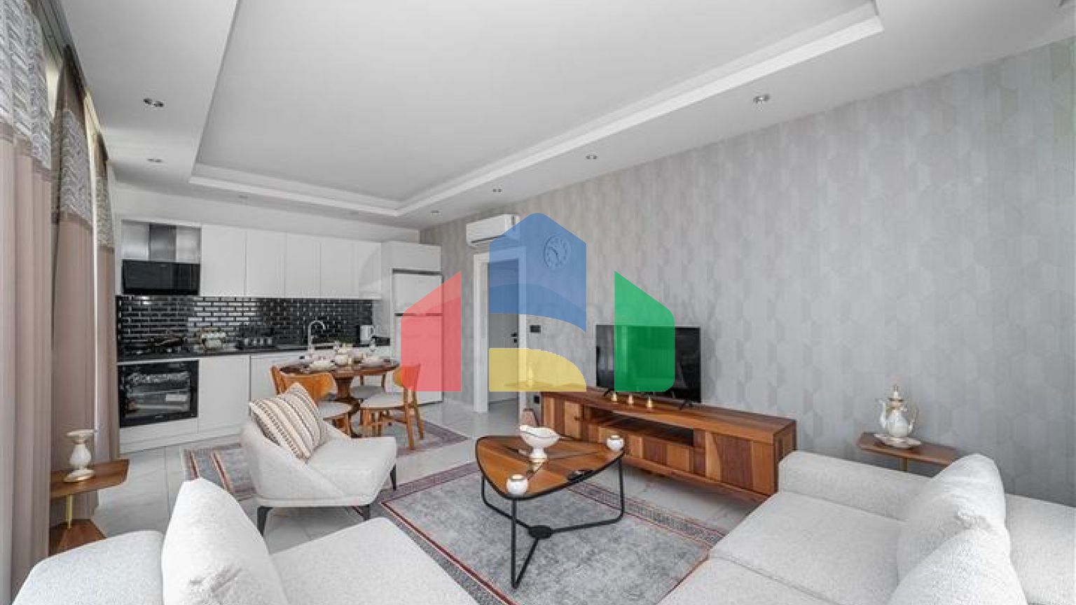 Пентхаус 2 + 1 з терасою і меблями в районі Махмутлар