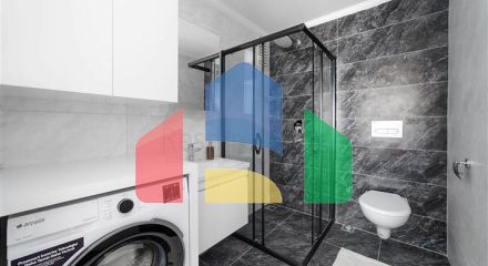 Пентхаус 2 + 1 з терасою і меблями в районі Махмутлар