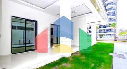 Світла квартира 1 + 1 з виходом в сад в розвиненому комплексі