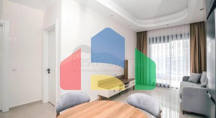 Сучасна мебльована квартира з розвиненою інфраструктурою в Махмутларі