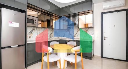 Сучасна мебльована квартира з розвиненою інфраструктурою в Махмутларі