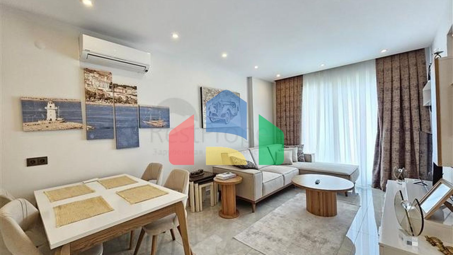 Двокімнатна квартира 1 + 1 з розвиненою інфраструктурою в районі Махмутлар