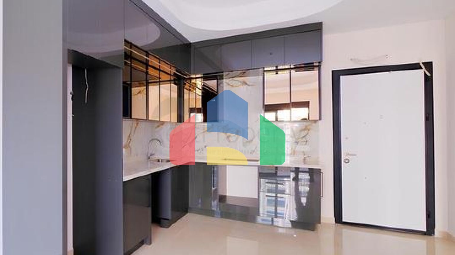 Современная 1+1 квартира в развитом жилом проекте