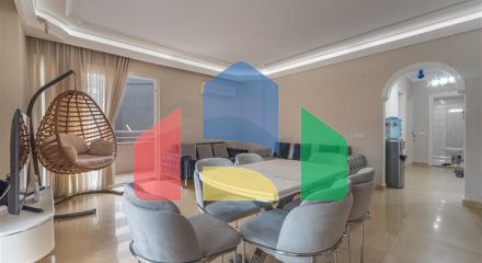 Трёхкомнатная квартира 2+1 с мебелью в центре района Махмутлар