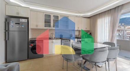 Трёхкомнатная квартира 2+1 с мебелью в центре района Махмутлар