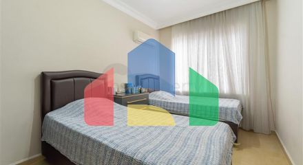 Трёхкомнатная квартира 2+1 с мебелью в центре района Махмутлар