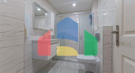 Трёхкомнатная квартира 2+1 с мебелью в центре района Махмутлар