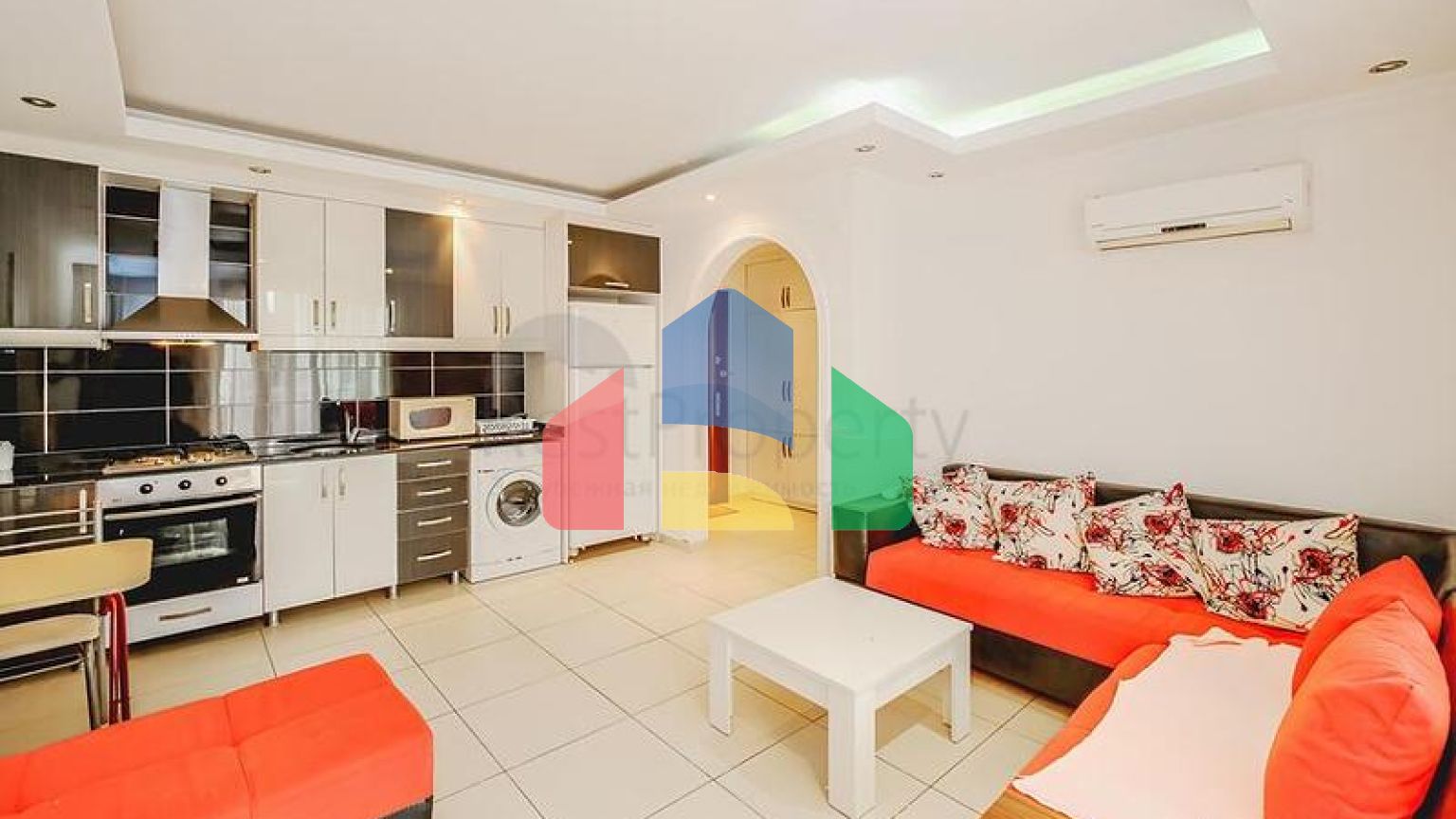 Уютная меблированная квартира 1+1 в жилом комплексе с бассейном