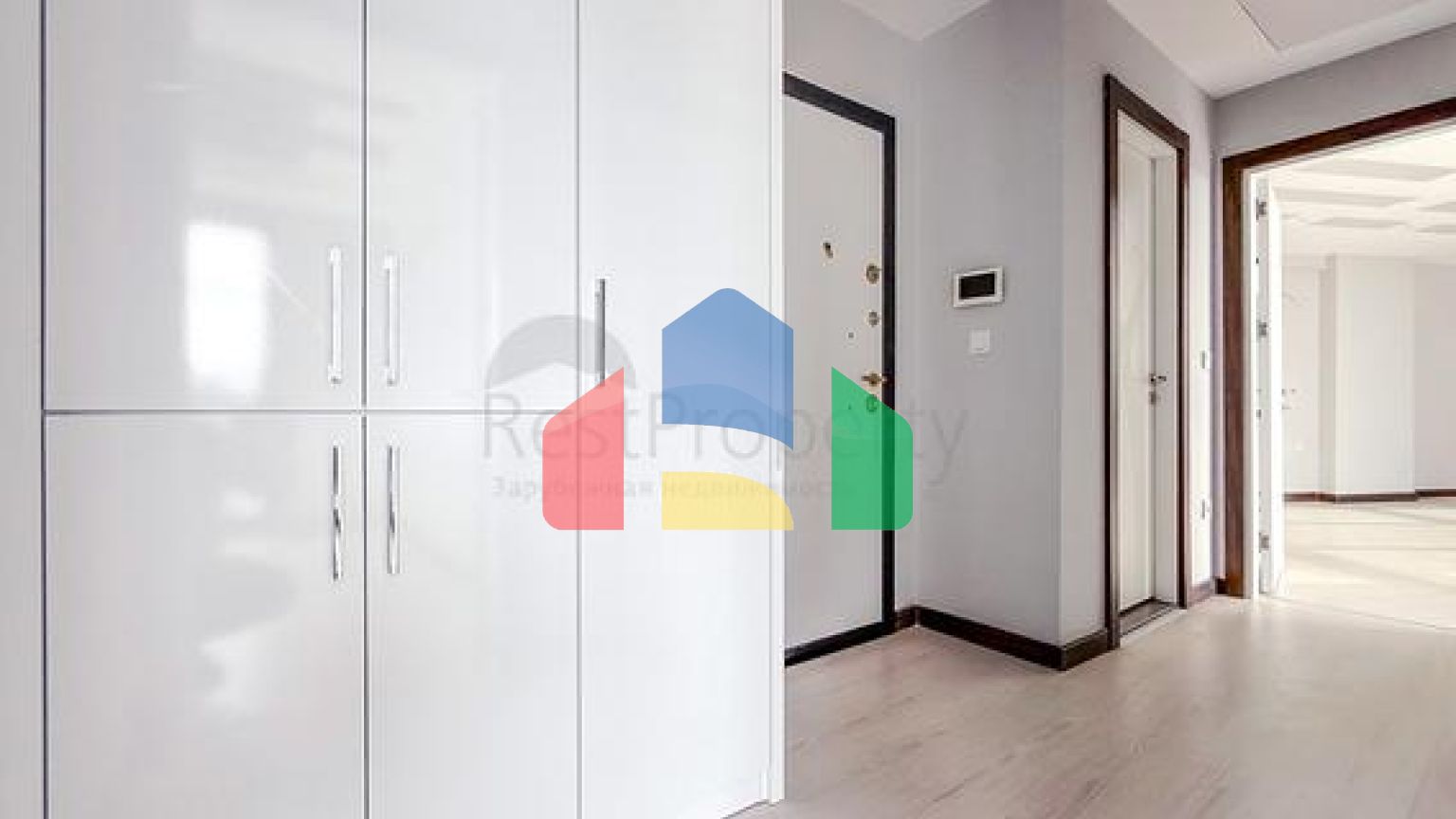 Просторная квартира 2+1 в современном комплексе в Махмутларе