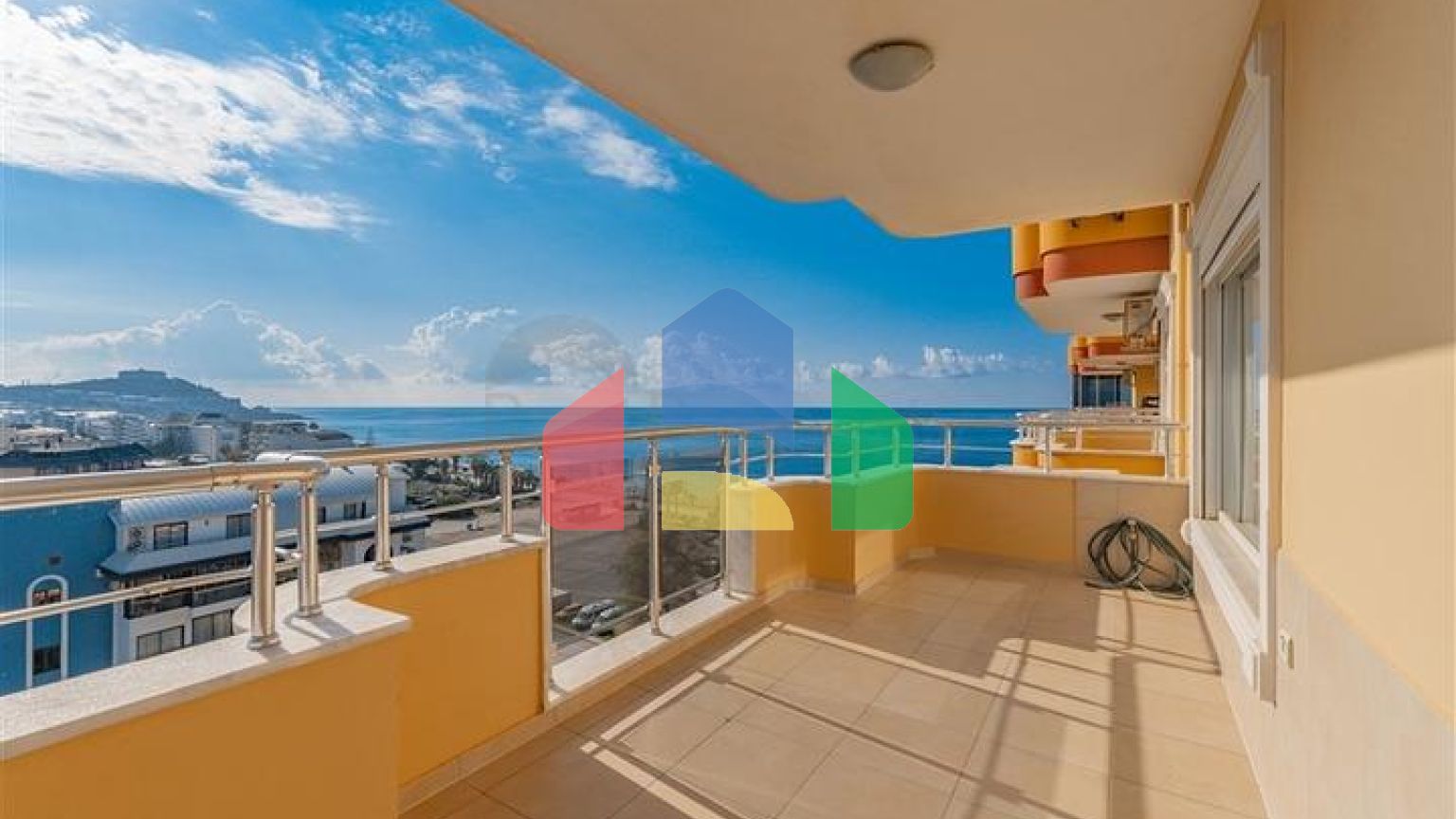 Трёхкомнатная квартира 2+1 с мебелью в районе Махмутлар