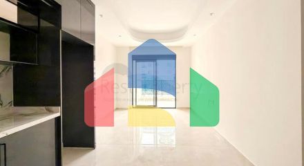 Просторная квартира с современным дизайном в Махмутларе