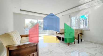 Квартира 2+1 в современном комплексе рядом с морем в Махмутларе