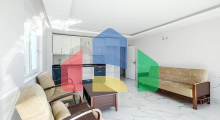 Квартира 2+1 в современном комплексе рядом с морем в Махмутларе