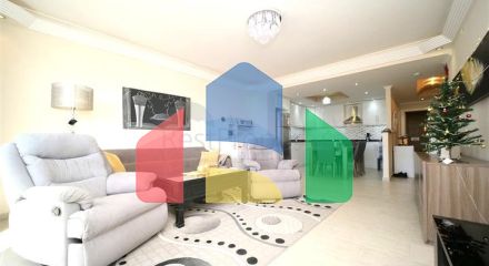 Просторная 2+1 в Махмутларе рядом с центром и морем