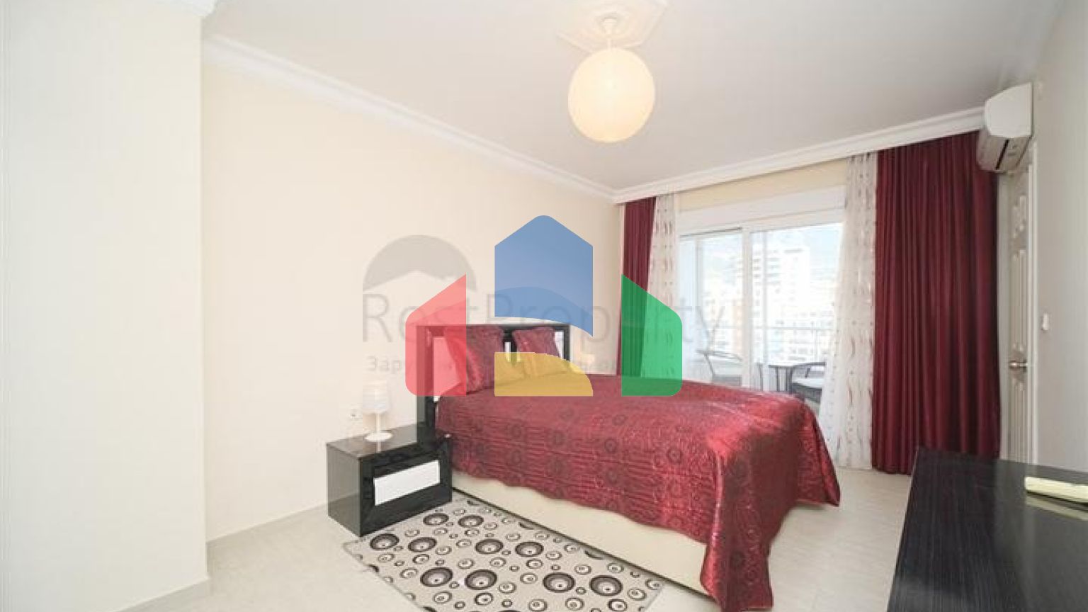 Просторная 2+1 в Махмутларе рядом с центром и морем