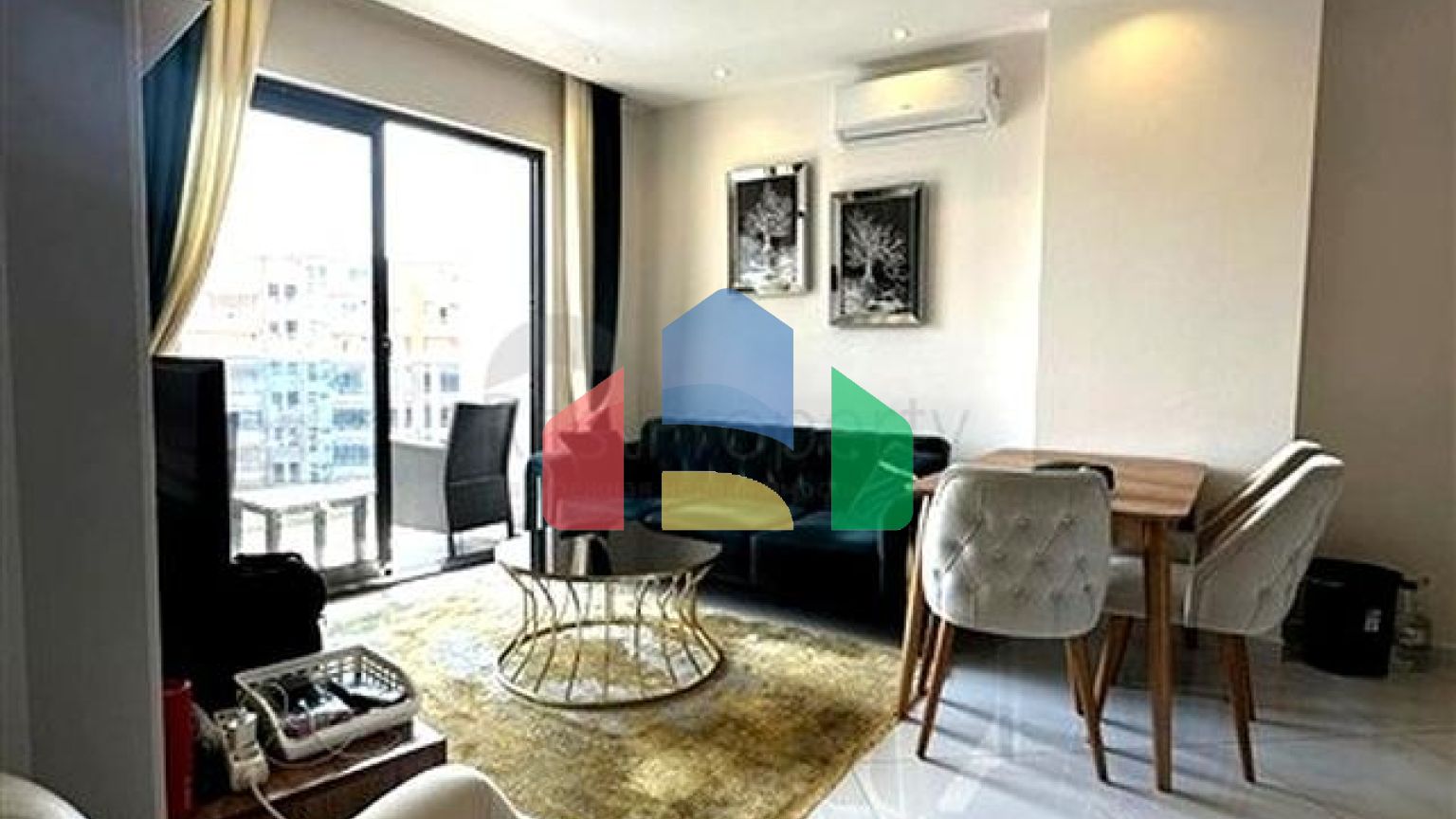 Меблированная квартира 1+1 с развитой инфраструктурой в Махмутларе