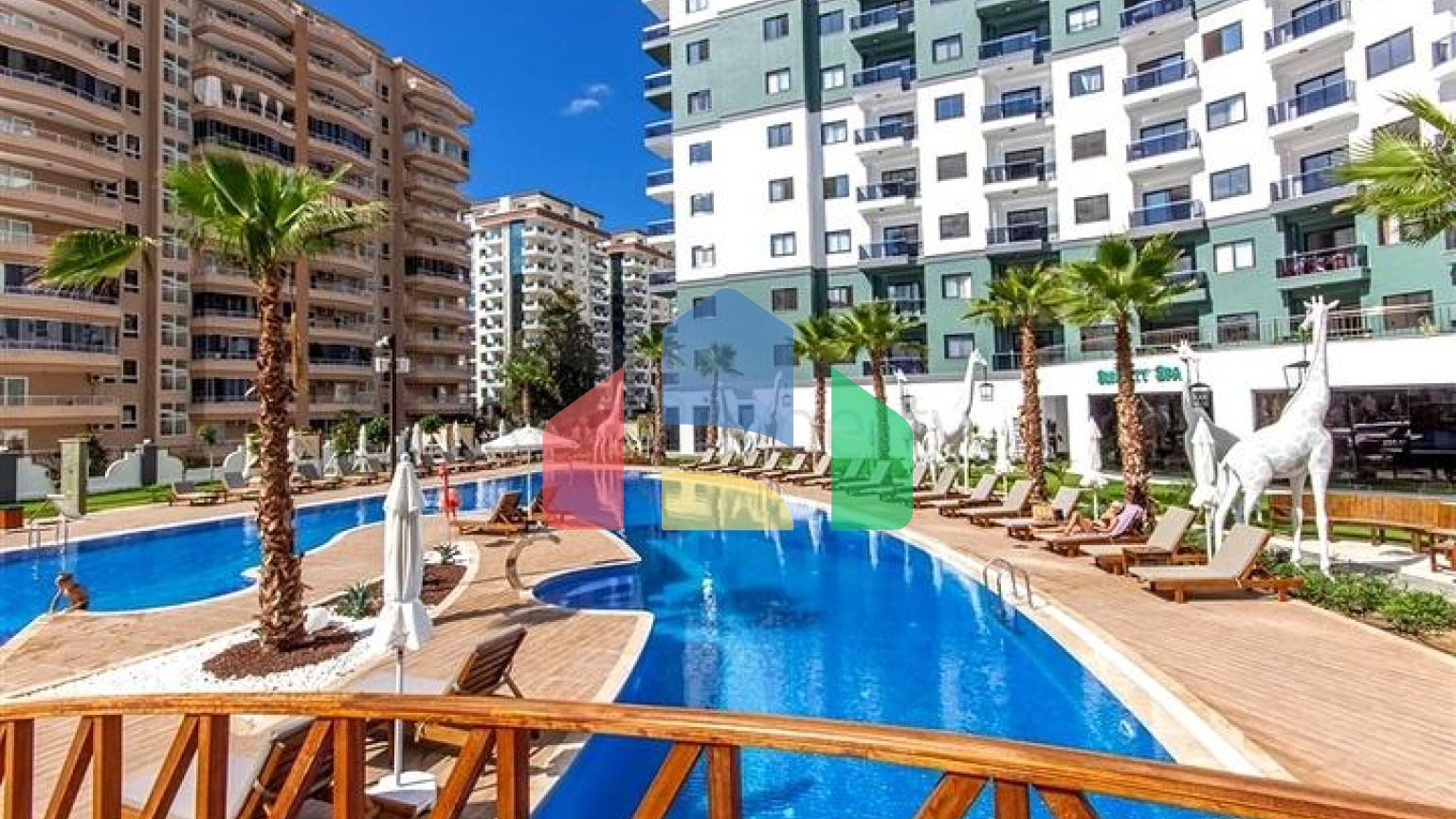 Меблированная квартира 1+1 с развитой инфраструктурой в Махмутларе