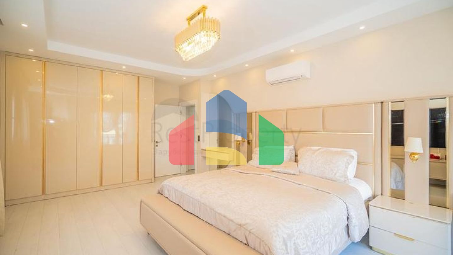 Квартира 2+1 в районе Махмутлар с отдельной кухней в современном комплексе