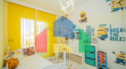 Квартира 2+1 в районе Махмутлар с отдельной кухней в современном комплексе