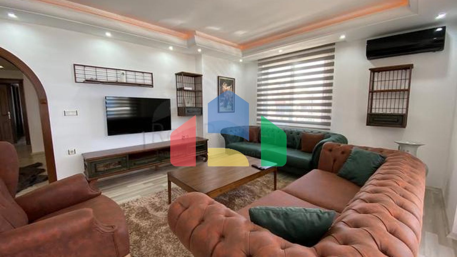 Трёхкомнатная квартира с большой площадью и развитой инфраструктурой в районе Махмутлар