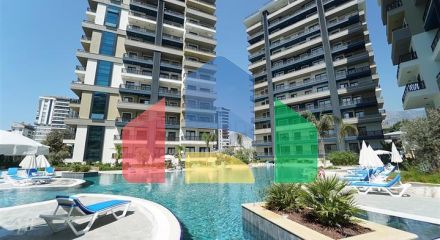 Комфортная меблированная квартира в современном комплексе в Махмутларе