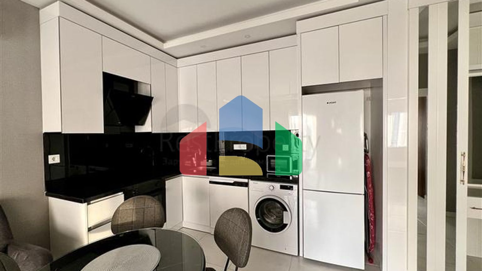 Комфортная меблированная квартира в современном комплексе в Махмутларе