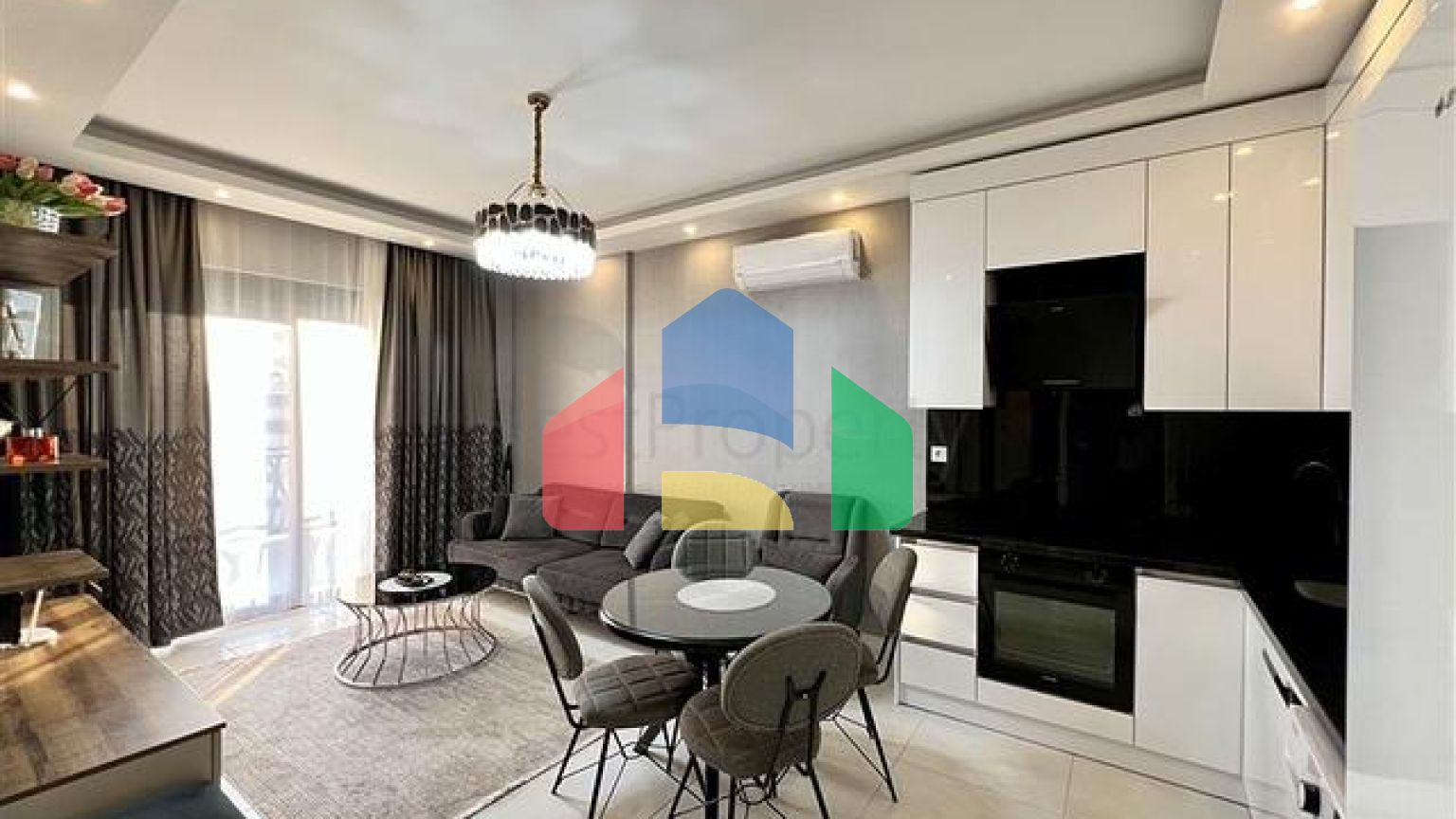 Комфортная меблированная квартира в современном комплексе в Махмутларе