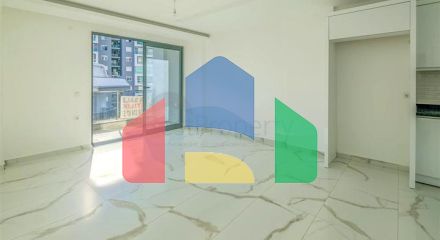 Квартира 1+1 с балконом и инфраструктурой в районе Махмутлар