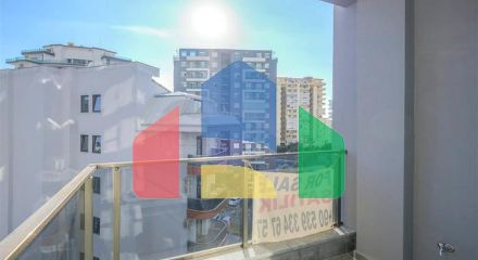 Квартира 1+1 с балконом и инфраструктурой в районе Махмутлар