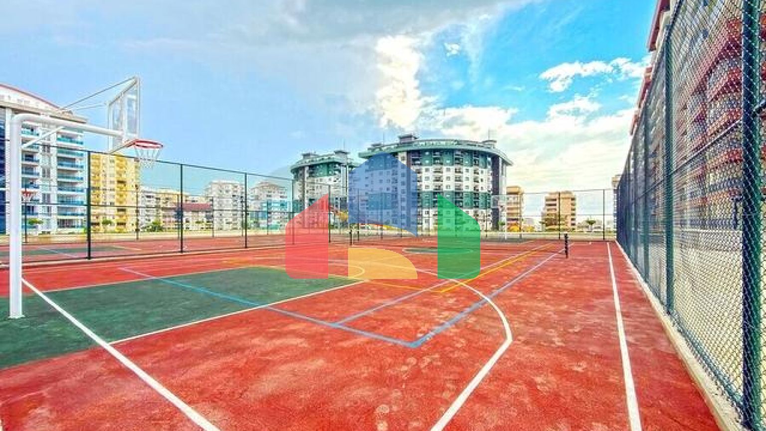 Современная квартира 1+1 с садовым этажом в комплексе с богатой инфраструктурой