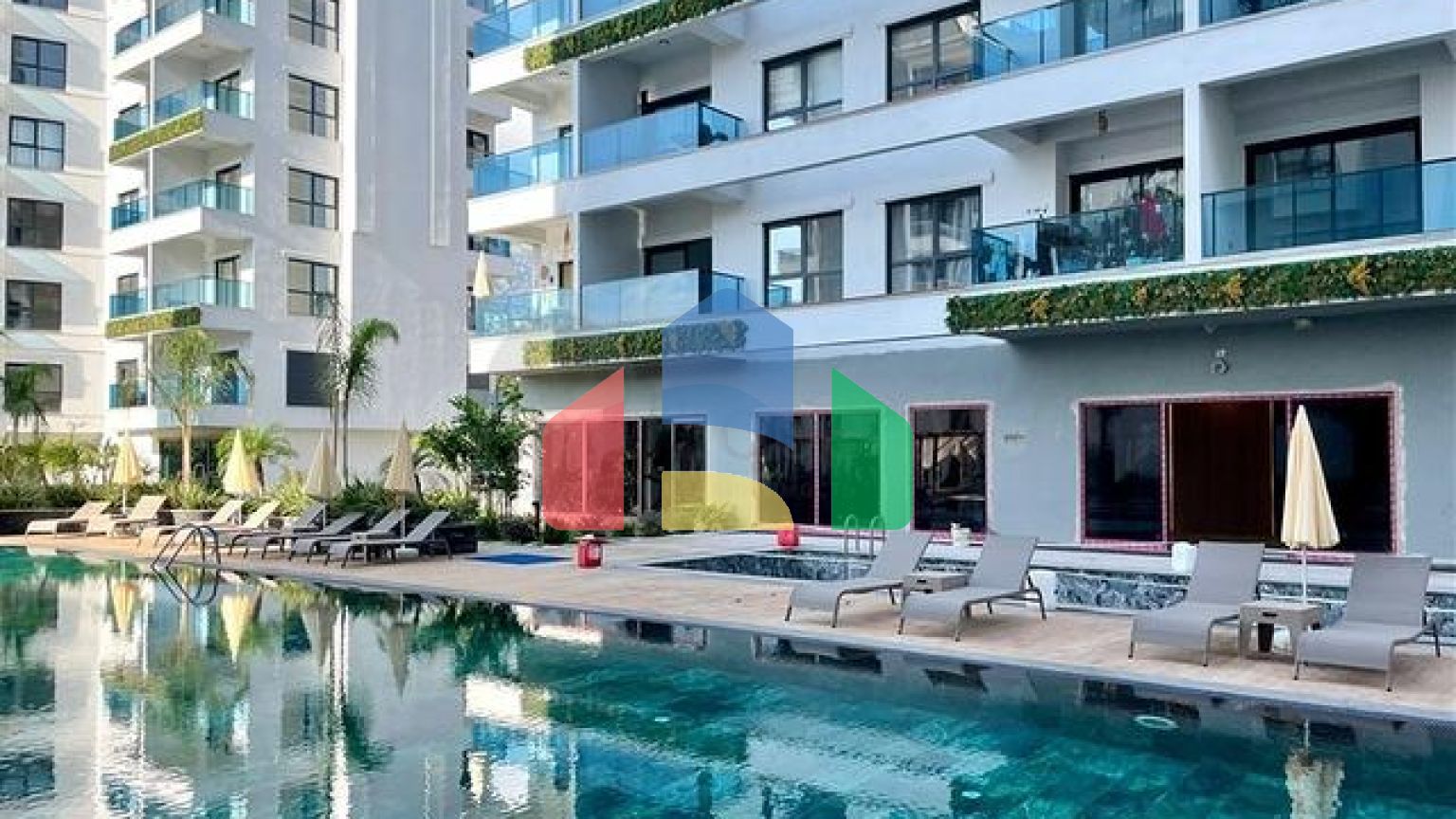 Современная квартира 1+1 в новом комплексе с бассейном и спа-зоной в Махмутларе