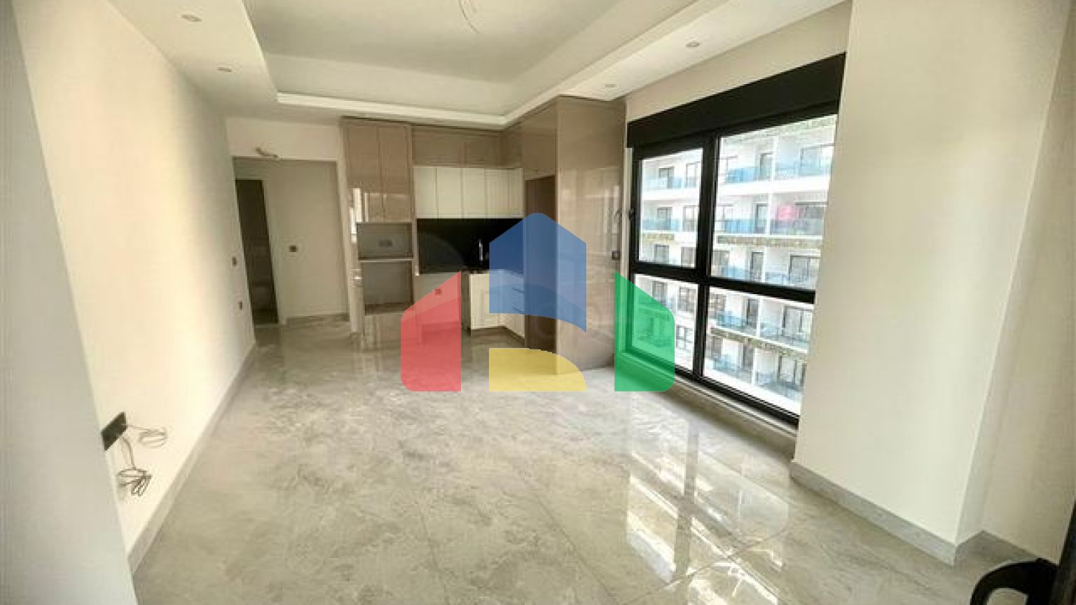 Современная квартира 1+1 в новом комплексе с бассейном и спа-зоной в Махмутларе