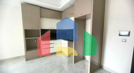 Современная квартира 1+1 в новом комплексе с бассейном и спа-зоной в Махмутларе